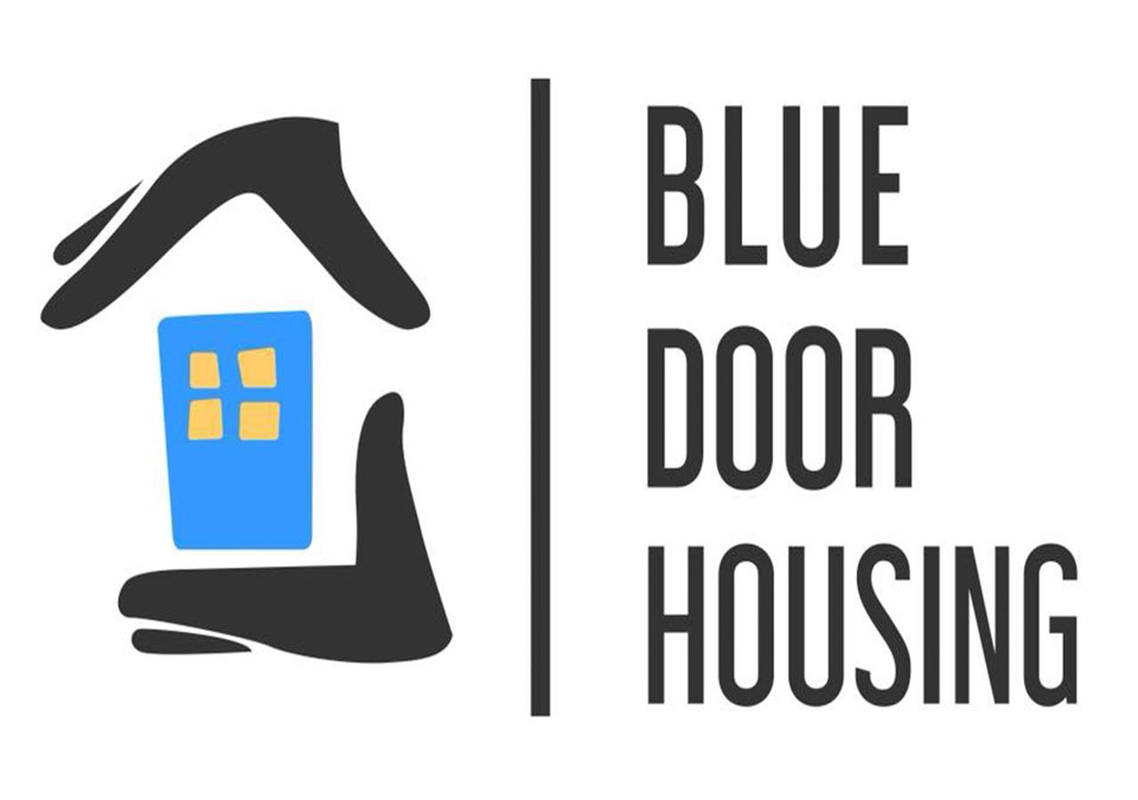 Отель Blue Door Housing Historic Кито Экстерьер фото